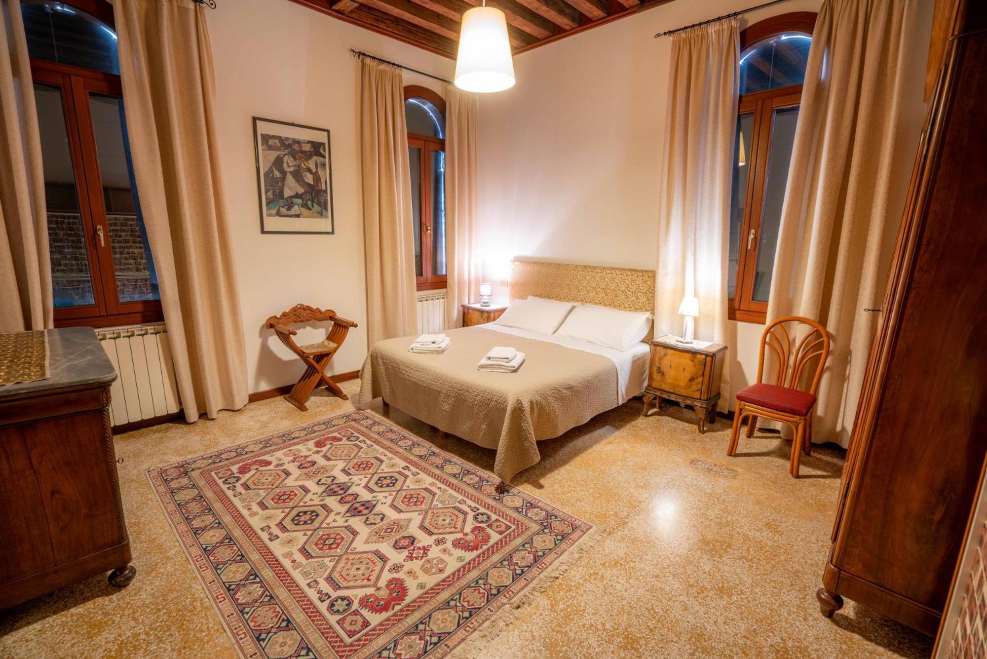 San Trovaso Appartement Venetië Buitenkant foto
