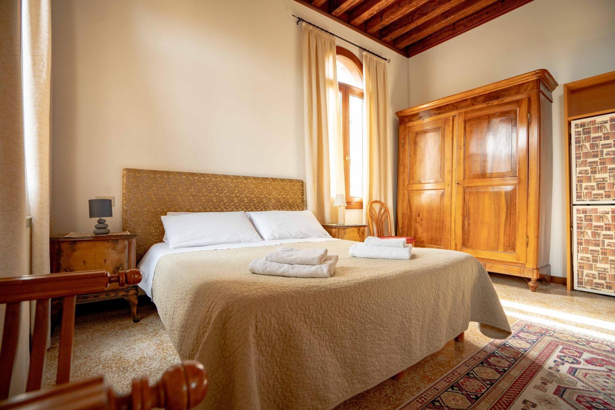 San Trovaso Appartement Venetië Buitenkant foto
