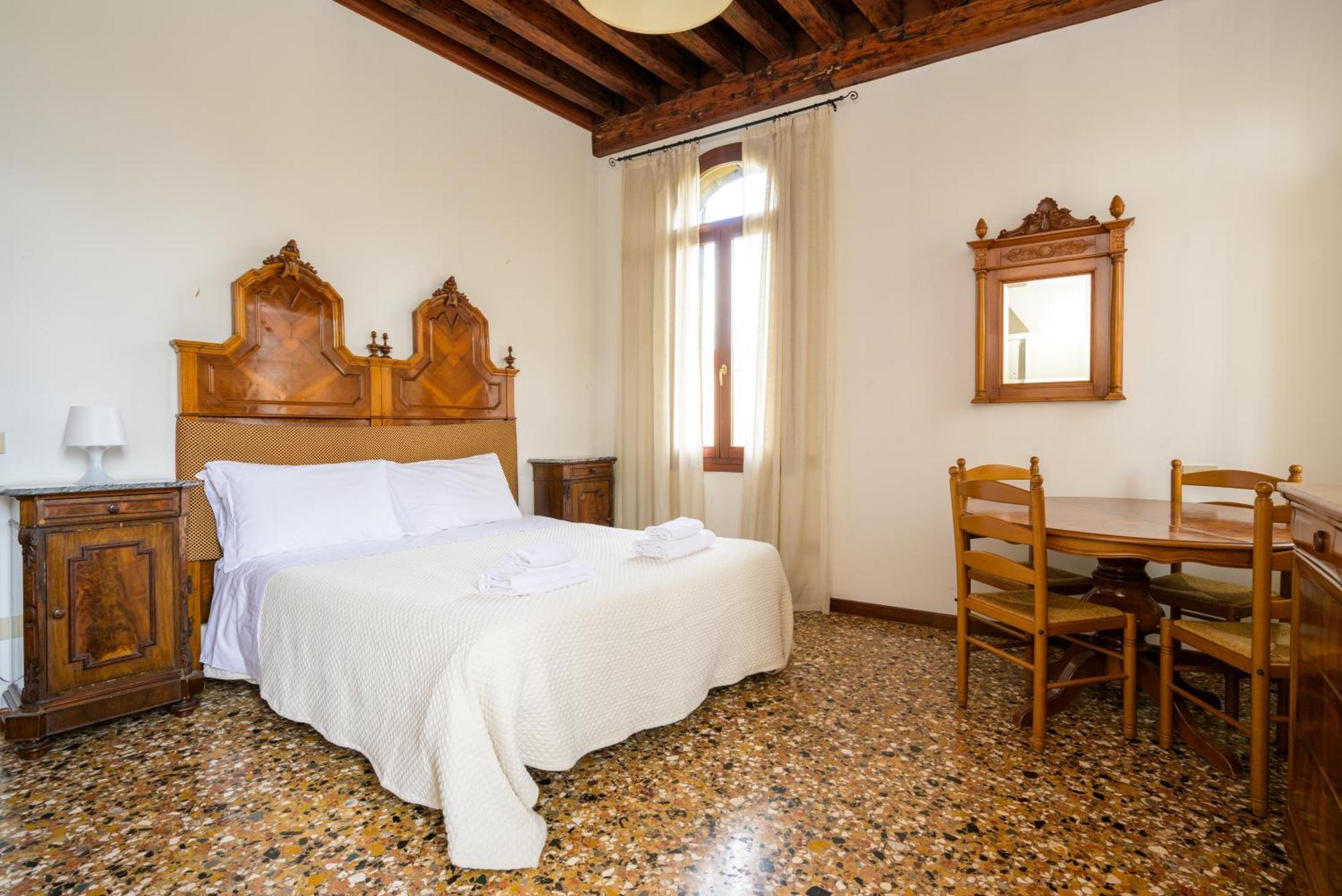 San Trovaso Appartement Venetië Buitenkant foto