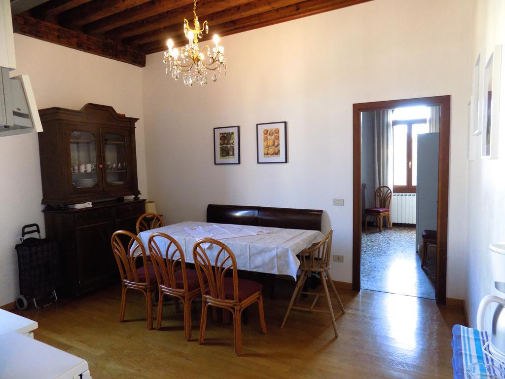 San Trovaso Appartement Venetië Buitenkant foto