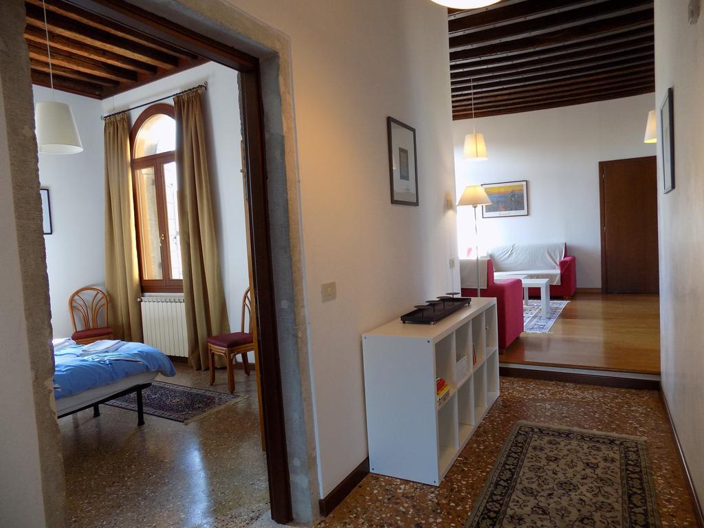 San Trovaso Appartement Venetië Buitenkant foto